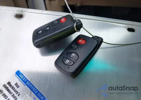 2012 Toyota Highlander Limited V6 z USA, uszkodzony, nr VIN 5TDYK3EH2CS050476